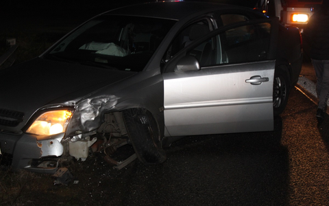 FW-EN: Transporter brannte auf der Wittener Landstraße - Feuerwehr löscht mit einem C-Rohr und mit Schaum - Straße beschädigt - Foto: presseportal.de FW-EN: Transporter brannte auf der Wittener Landstraße - Feuerwehr löscht mit einem C-Rohr und mit Schaum - Straße beschädigt - Foto: presseportal.de