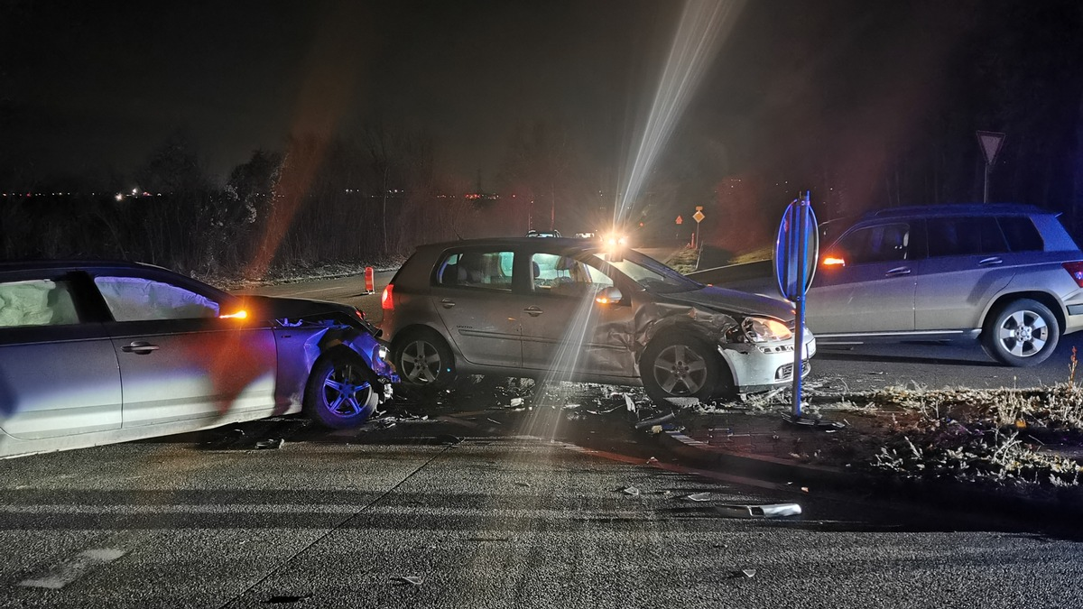 POL-PDNW: Polizeiautobahnstation Ruchheim - Verkehrsunfall durch Falschfahrer auf der B9 - Foto: presseportal.de