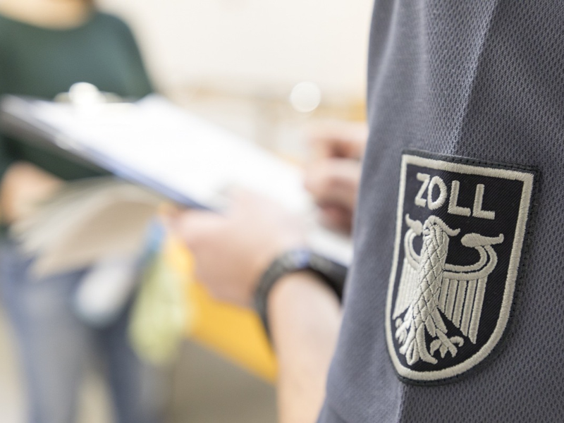 HZA-GI: Zollkontrolle im Gastronomiegewerbe Bundesweite Schwerpunktaktion gegen Schwarzarbeit - Foto: presseportal.de