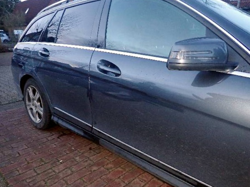 POL-ROW: ++ Radfahrer übersehen ++ Unfallflucht im Alpershausener Weg - Polizei sucht Zeugen ++ Vandalismus an der Bushaltestelle - Polizei bittet um Hinweise ++ Fahrzeugteile vom Auflieger gestohlen ++ - Foto: presseportal.de