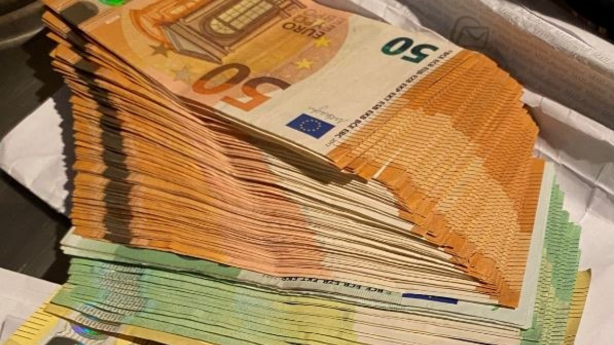 POL-EU: Erfolgreiche Durchsuchung - Foto: presseportal.de