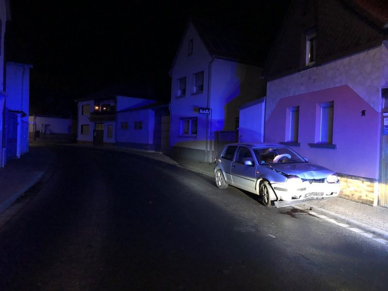 POL-ROW: ++ Schwerer Verkehrsunfall: 25-jähriger verstirbt noch an der Unfallörtlichkeit ++ Dieser Jugendstreich ist nicht zum Lachen: Strafverfahren eingeleitet ++ Tätlicher Angriff auf Polizeibeamte ++ - Foto: presseportal.de