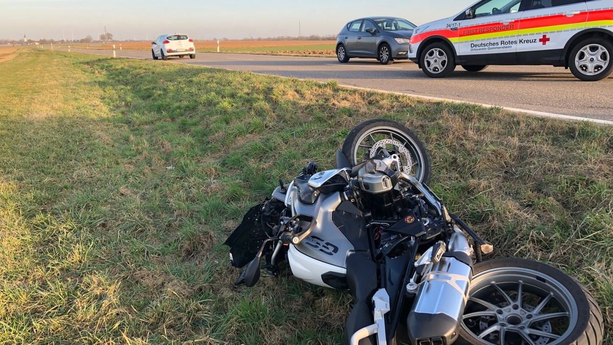 POL-HH: 240502-2. NEUER TERMIN: Saisonauftaktveranstaltung für Motorrad- und Rennradfahrende in Hamburg-Kirchwerder - Foto: presseportal.de