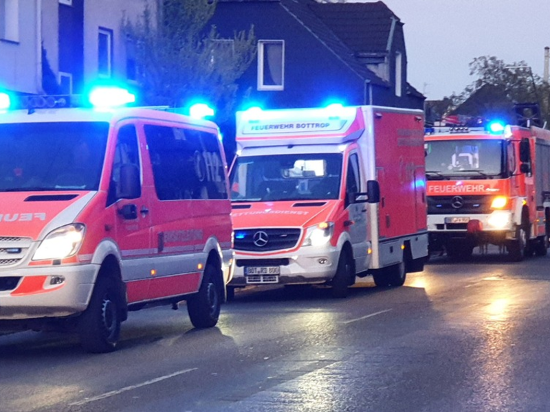 FW-BOT: Gefahrstoffunfall in Bottrop-Ebel, sechs Verletzte ins Krankenhaus transportiert - Foto: presseportal.de