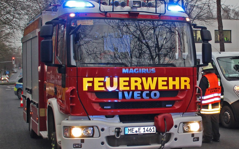 POL-ME: Sperrmüll in Brand gesetzt - die Polizei ermittelt - Ratingen - 2412056 - Foto: presseportal.de