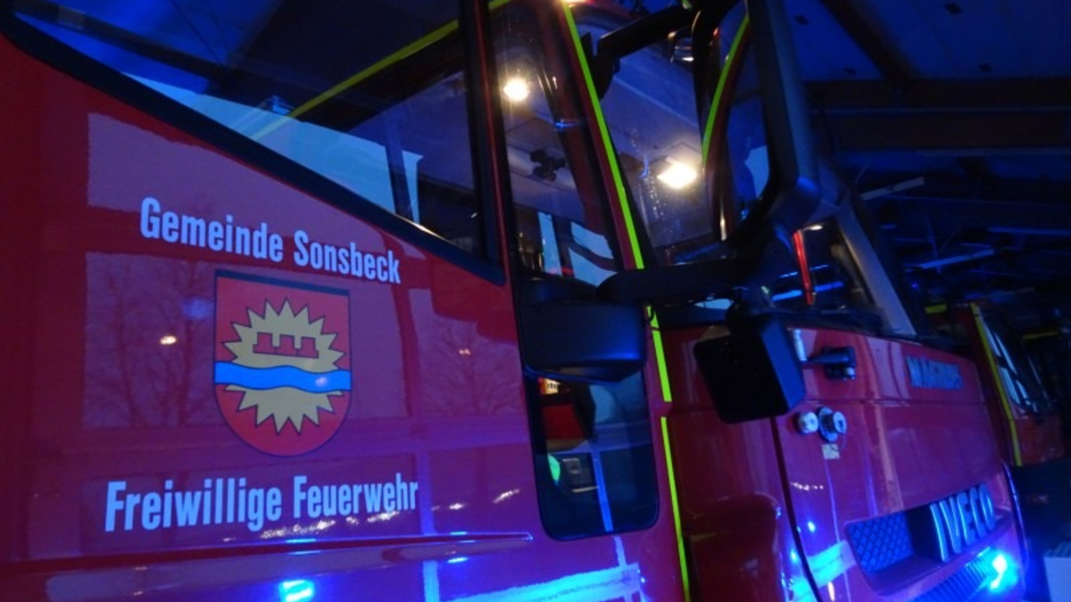 FW Sonsbeck: Garagenbrand in Labbeck - Foto: presseportal.de