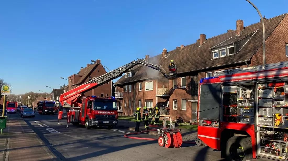 FW Celle: PKW-Brand in Hustedt - Bild: presseportal.de