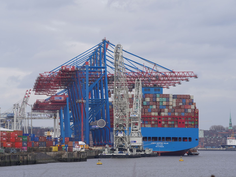 Um die Versorgung mit wichtigen Gütern sicherzustellen, könnten auch Abnahmeverpflichtungen der öffentlichen Hand unter bestimmten Bedingungen sinnvoll sein, schreiben die Wissenschaftler. - Foto: Marcus Brandt/dpa