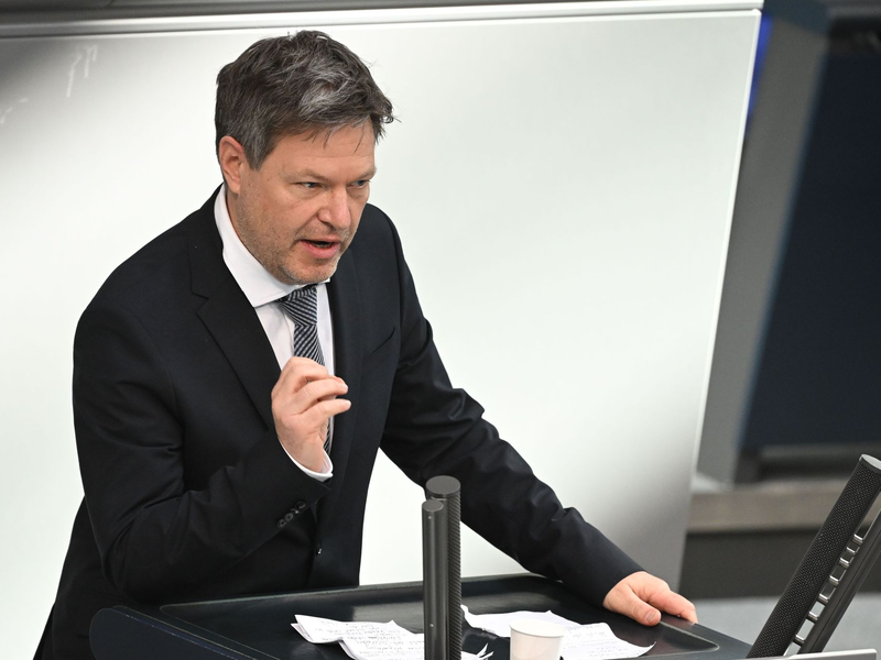 Unter Regierungschef Olaf Scholz (SPD) war Habeck Vizekanzler. (Archivbild) - Foto: Bernd von Jutrczenka/dpa