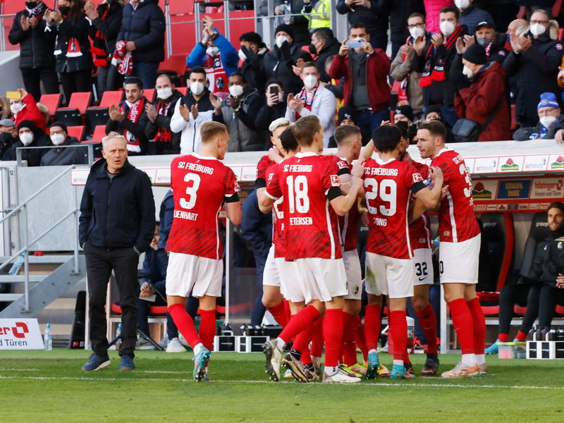 Stuttgarts Serhou Guirassy verwandelt den Strafstoß zum 2:0. - Foto: Philipp von Ditfurth/dpa