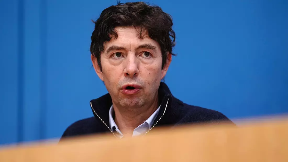 Blickt auf die Corona-Jahre zurück: Virologe Christian Drosten. - Bild: Kay Nietfeld/dpa