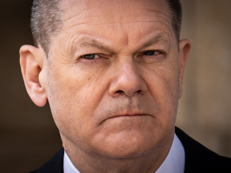 Bundeskanzler Olaf Scholz während seiner Regierungserklärung zur Haushaltslage im Bundestag. - Foto: Michael Kappeler/dpa