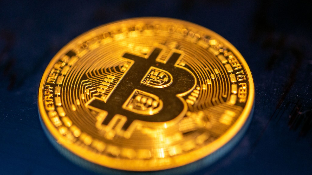 Die US-Börsenaufsicht SEC genehmigt nun Bitcoin-Fonds. - Foto: Fernando Gutierrez-Juarez/dpa-Zentralbild/dpa