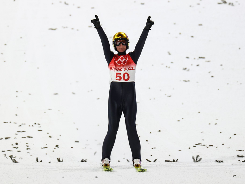Karl Geiger steckt in der Krise. - Foto: Daniel Karmann/dpa