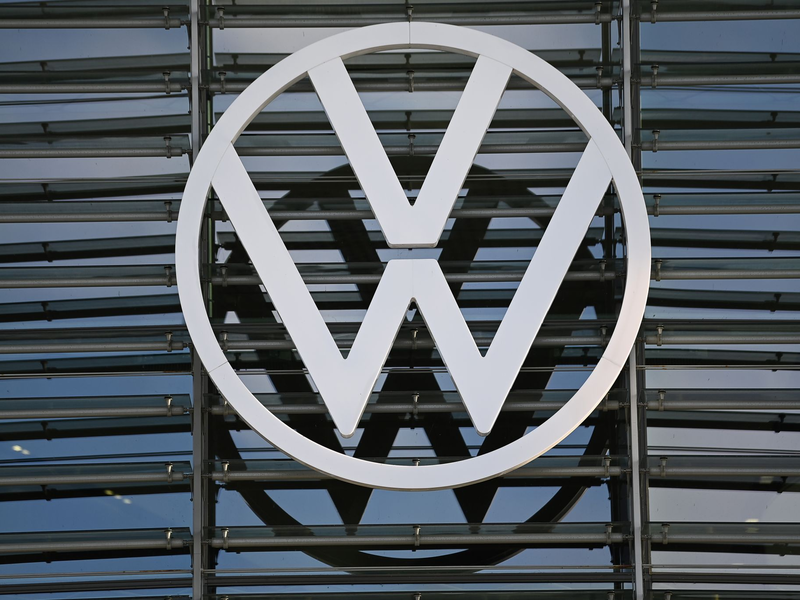 Der Dieselskandal kostete VW viele Milliarden. - Foto: Swen Pförtner/dpa