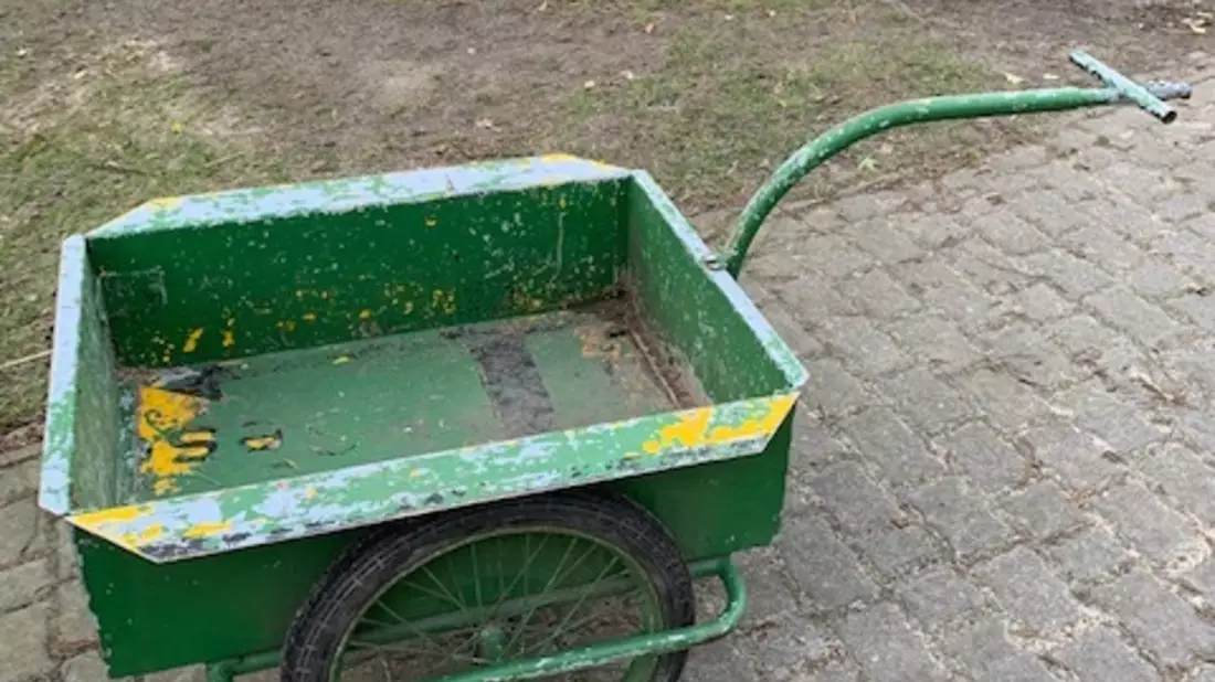 POL-AC: Alleinunfall in der Eifel - Auto stürzt Böschung hinab - Bild: presseportal.de