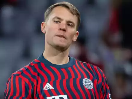 Bleibt bis 2025 bei den Bayern: Torwart Manuel Neuer. - Foto: Sven Hoppe/dpa