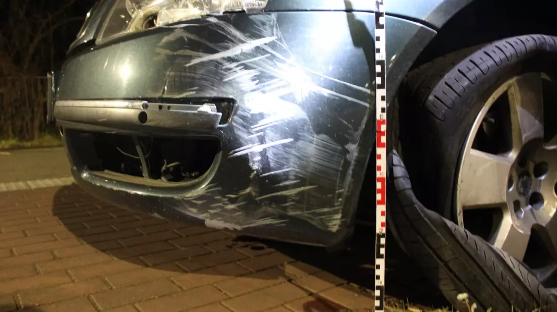 POL-GM: Polizei sucht flüchtigen Unfallverursacher - Bild: presseportal.de