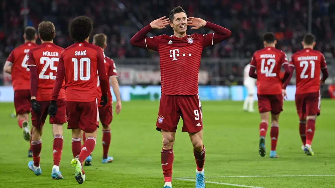 In Personalfragen offenbar nicht immer einig: Die sportliche Führung des FC Bayern. (Archivbild) - Bild: Sven Hoppe/dpa