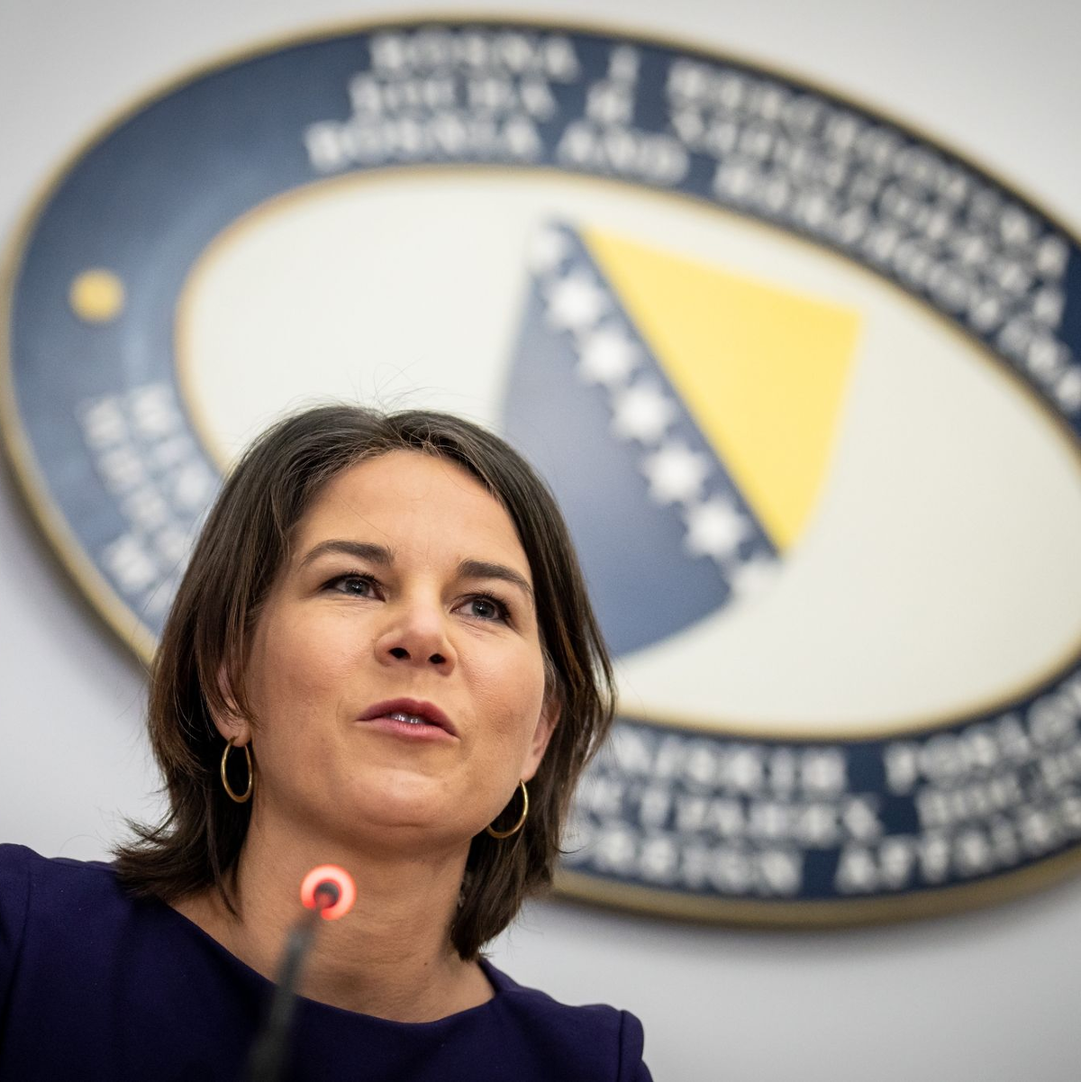 Alles, was dem Frieden in der Zukunft diene, werde man von deutscher Seite mit allen Kräften unterstützen, versprach Außenministerin Annalena Baerbock. - Foto: Michael Kappeler/dpa