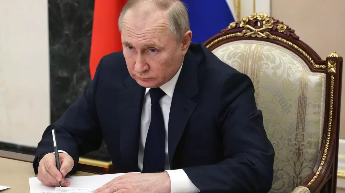 Russlands Präsident Wladimir Putin führt Krieg gegen die Ukraine. - Bild: Mikhail Klimentyev/Pool Sputnik Kremlin/AP/dpa
