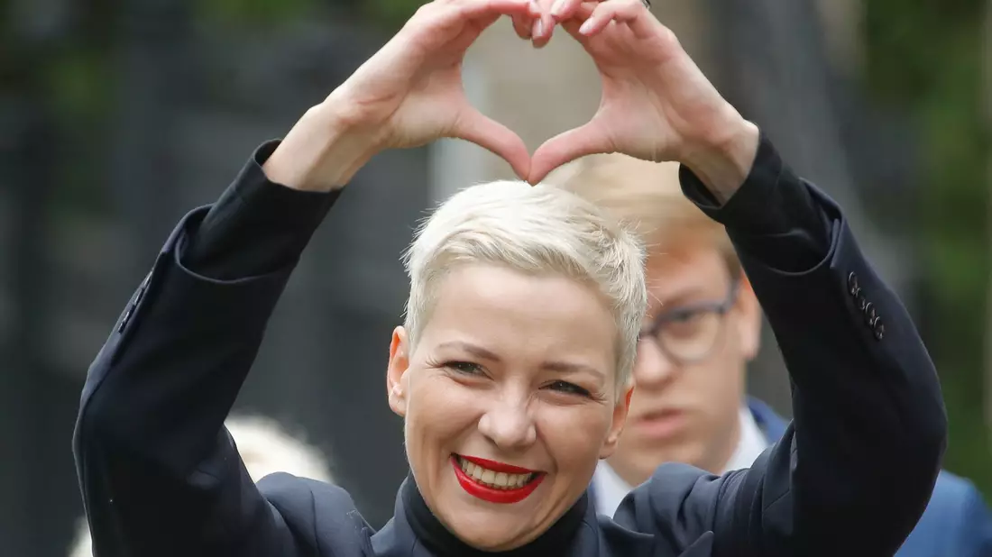 Die prominente belarussische Oppositionspolitikerin Maria Kolesnikowa ist nach jahrelanger Haft wieder in Freiheit. (Archivbild) - Bild: Dmitri Lovetsky/AP/dpa