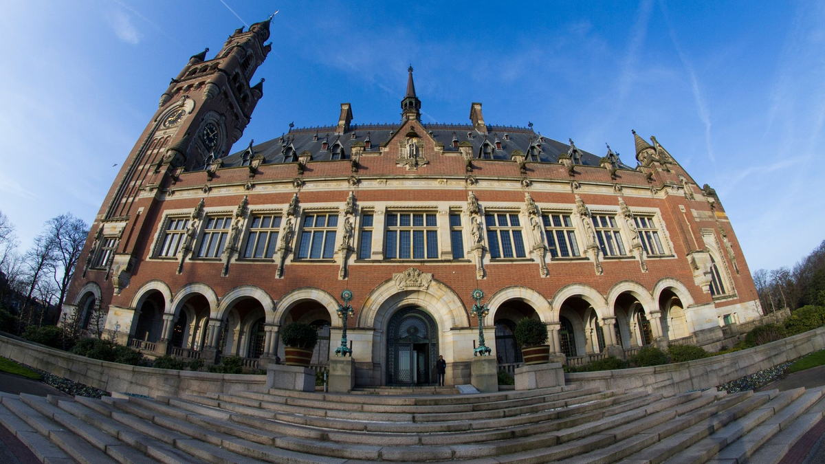 Der Internationale Gerichtshof (IGH) in Den Haag. - Foto: Peter Dejong/AP/dpa