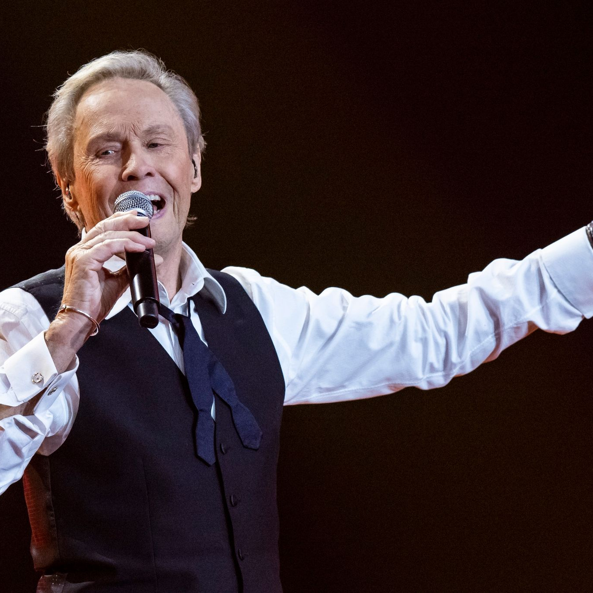 Peter Kraus wird 85. - Foto: Tom Weller/dpa