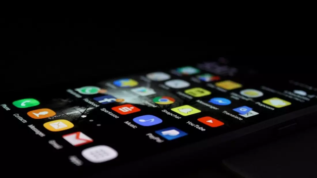 PayPal besitzt international eine große Reichweite, auch bei mobilen Nutzern.  - Bild: Unsplash.com © Rami Al-zayat