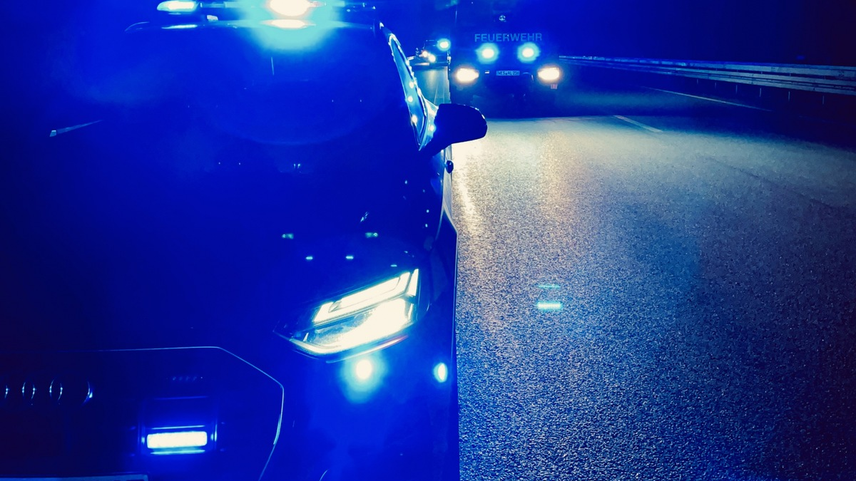 FW Alpen: Einsatzreicher Vormittag für die Freiwillige Feuerwehr Alpen - Foto: presseportal.de