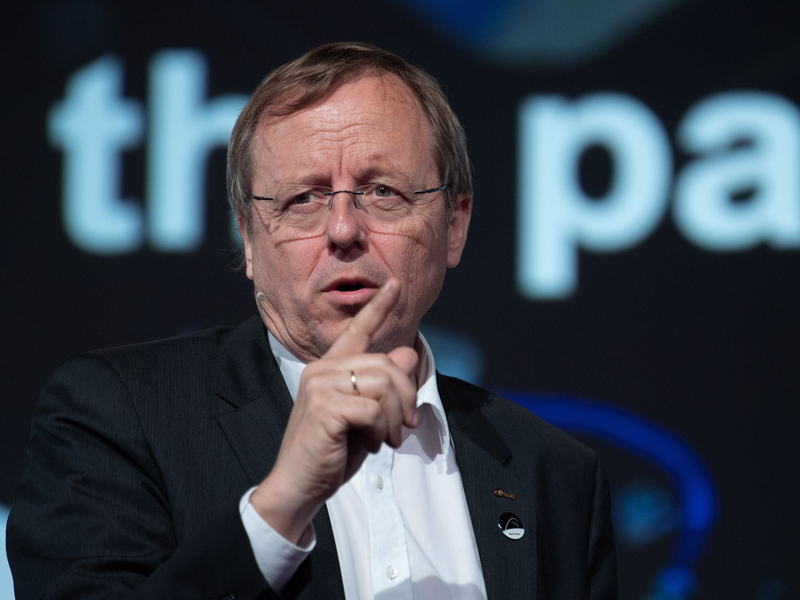 Für Jan Wörner steht fest: Solche Abstürze sollten Anlass sein, endlich Schritte gegen Gefahren aus dem All zu unternehmen. - Foto: Soeren Stache/dpa