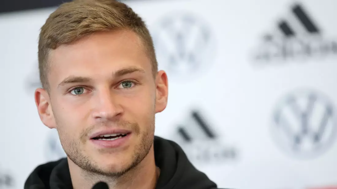 Joshua Kimmich bekommt neue Konkurrenz im eigenen Team. - Bild: Tom Weller/dpa