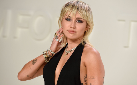 Miley Cyrus war 2024 gleich sechsmal für den Grammy nominiert. (Archivbild) - Foto: Jordan Strauss/Invision/AP/dpa