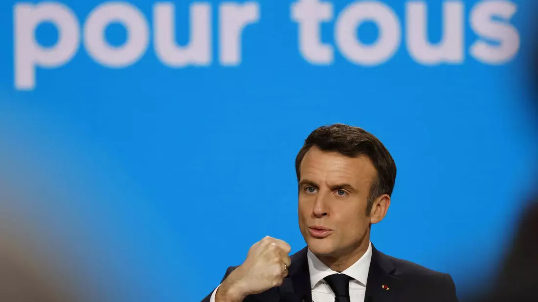 Emmanuel Macron hat im Fernsehen angekündigt die Nationalversammlung aufzulösen und für den 30. Juni 2024 Neuwahlen anzusetzen. - Bild: Ludovic Marin/AFP/dpa