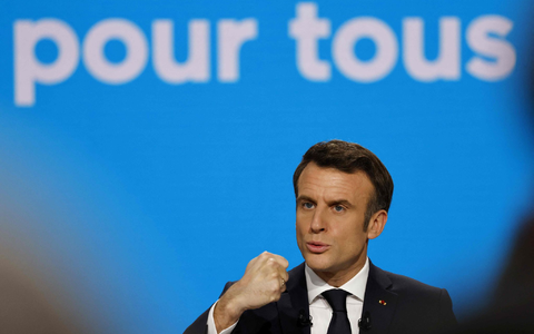 Emmanuel Macron hat im Fernsehen angekĂŒndigt die Nationalversammlung aufzulösen und fĂŒr den 30. Juni 2024 Neuwahlen anzusetzen. - Foto: Ludovic Marin/AFP/dpa Emmanuel Macron hat im Fernsehen angekĂŒndigt die Nationalversammlung aufzulösen und fĂŒr den 30. Juni 2024 Neuwahlen anzusetzen. - Foto: Ludovic Marin/AFP/dpa