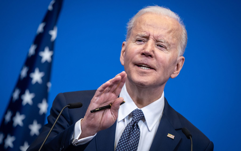 US-Präsident Joe Biden beim Gipfeltreffen der G7-Staaten in Bari, Italien. - Foto: Michael Kappeler/dpa