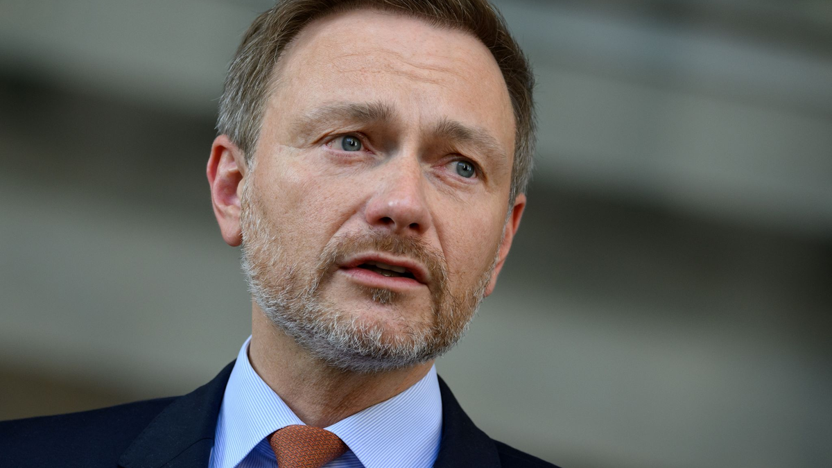 Bundesfinanzminister Christian Lindner spricht über das Projekt der Kindergrundsicherung. - Foto: Bernd von Jutrczenka/dpa