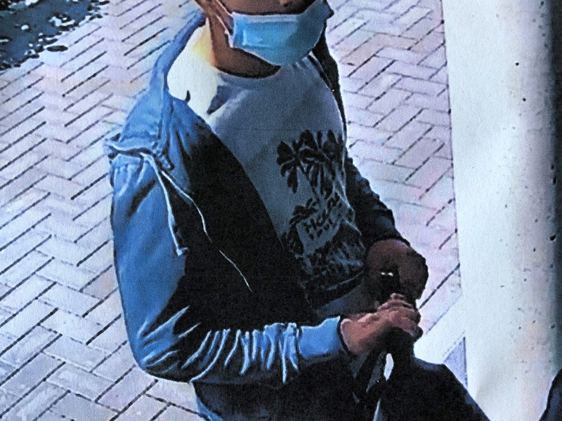 POL-HH: 250819-3. Öffentlichkeitsfahndung nach versuchtem Raubdelikt in Hamburg-Wandsbek - Foto: presseportal.de