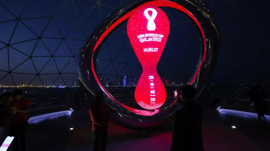 Die Ticketlage für die Fußball-EM 2024 hat sich mit der Loszeremonie in Hamburg keineswegs entspannt. - Bild: Christian Charisius/dpa