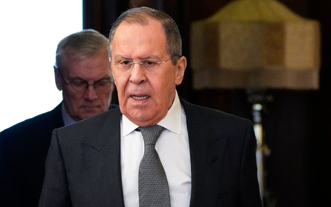 Der russische Außenminister Sergej Lawrow sieht die Alternative für Deutschland und das Bündnis Sahra Wagenknecht als Verteidiger deutscher Interessen. (Archivbild) - Foto: Alexander Zemlianichenko/AP/dpa