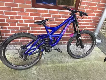 POL-MA: Heidelberg: Mann trägt mutmaßlich gestohlenes Fahrrad davon - Zeugen- und Geschädigtenaufruf - Foto: presseportal.de