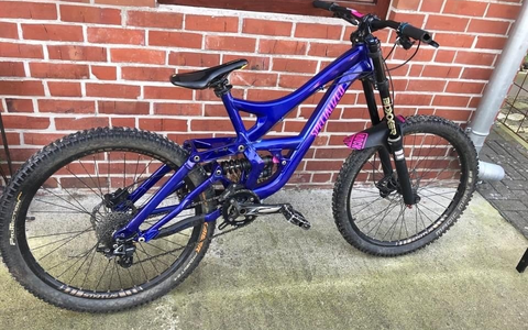 POL-MA: Heidelberg: Mann trägt mutmaßlich gestohlenes Fahrrad davon - Zeugen- und Geschädigtenaufruf - Foto: presseportal.de