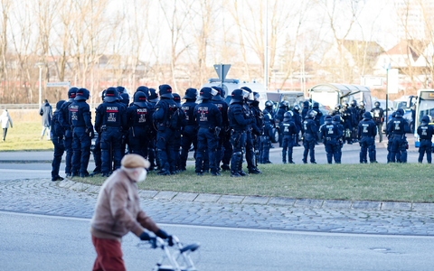 Der Jugendliche war in der vergangenen Woche festgenommen worden. (Symbolbild) - Foto: Frank Molter/dpa