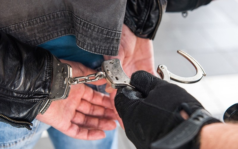 BPOL-BadBentheim: Bewährung widerrufen - Bundespolizei nimmt verurteilten Sexualstraftäter fest - Foto: presseportal.de
