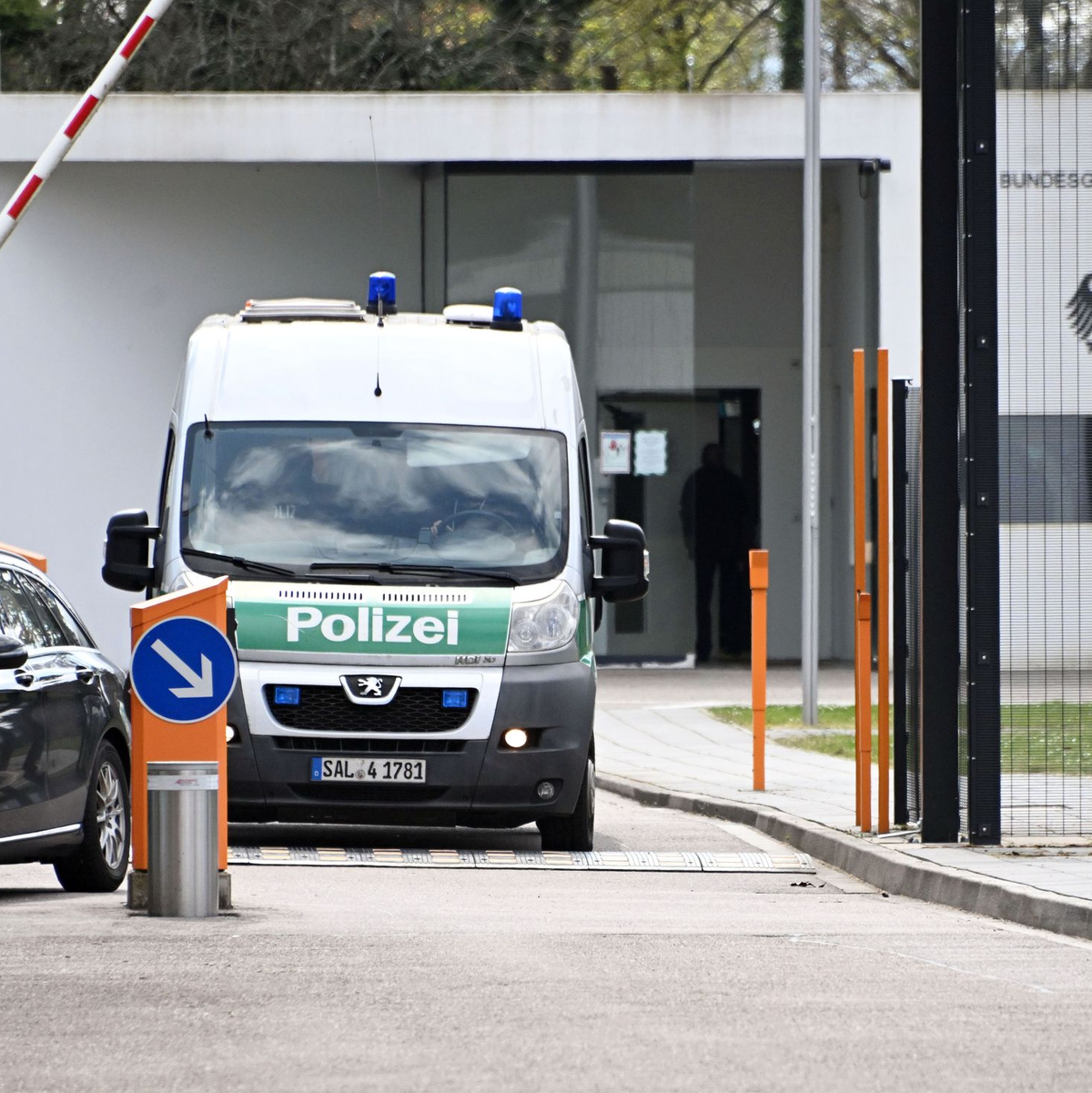 Der Mann wurde dem Ermittlungsrichter des Bundesgerichtshofs vorgeführt.  - Foto: Uli Deck/dpa