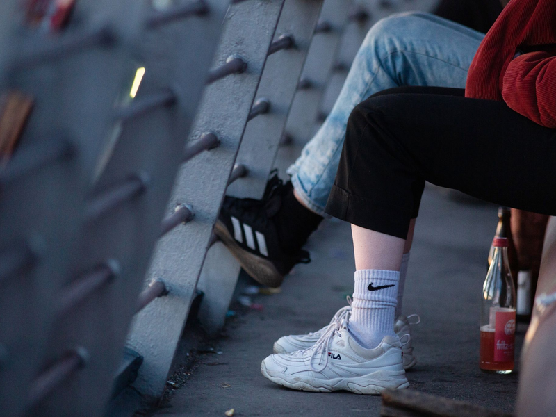 Laut dem Forscher Rüdiger Maas gibt es unter jungen Menschen in Deutschland trotz unterschiedlichster politischer Präferenzen keine Spaltung. (Archivfoto) - Foto: Fernando Gutierrez-Juarez/dpa-Zentralbild/dpa