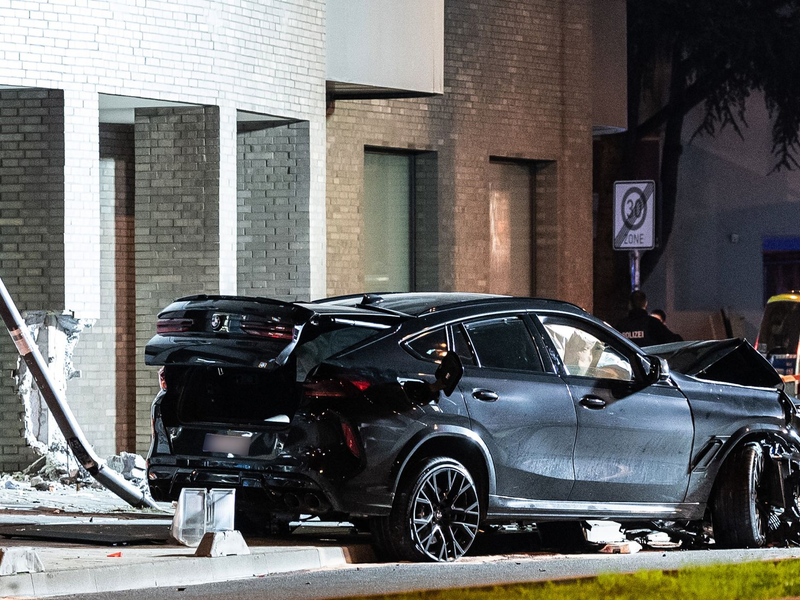 Trotz spektakulärer Fälle zeigt die Unfallstatistik für SUV keine Auffälligkeiten. (Archivbild) - Foto: Silas Stein/dpa