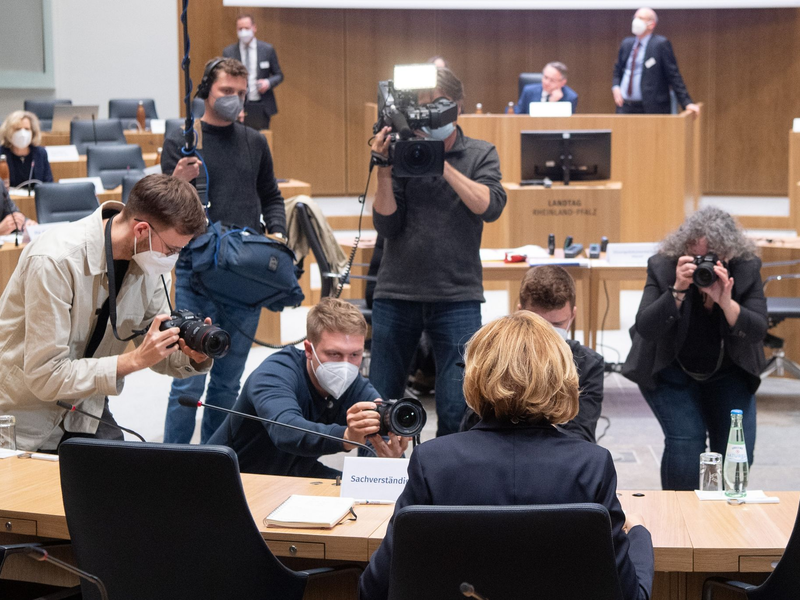 Ministerpräsidentin Malu Dreyer gibt ihr Amt auf. - Foto: Sebastian Gollnow/dpa