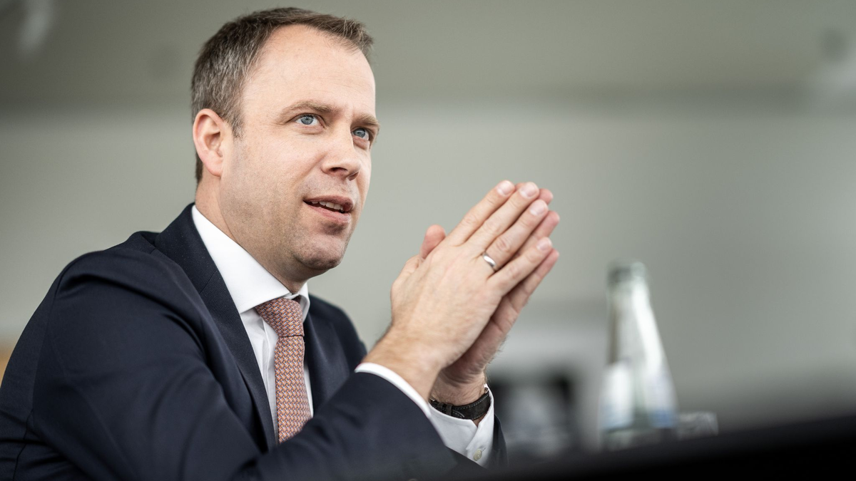 «Es gibt unter denen, die im Augenblick die AfD favorisieren, auch viele Menschen, die einfach enttäuscht sind», sagt CDU-Generalsekretär Mario Czaja. - Foto: Michael Kappeler/dpa