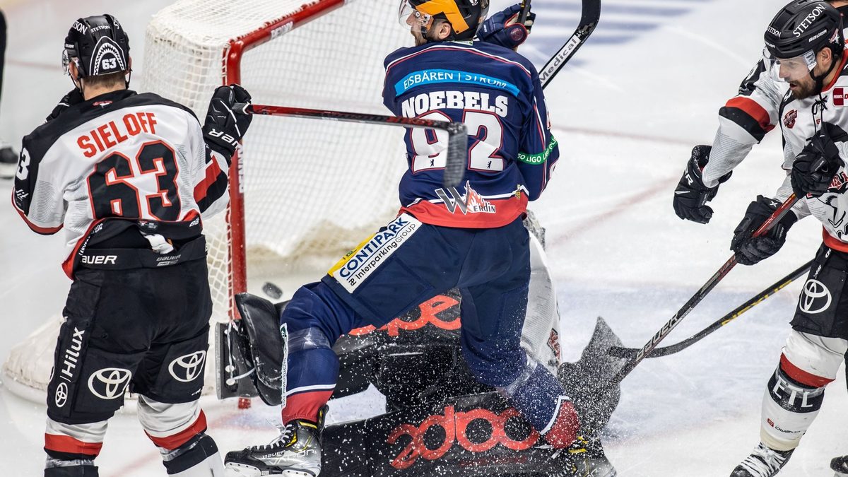 Meistertrainer Serge Aubin wird nach dem Erfolg mit Lob überschüttet.  - Foto: Andreas Gora/dpa